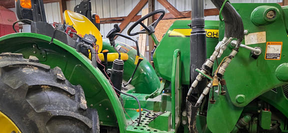 Image of John Deere 5075E equipment image 2