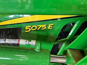 Main image John Deere 5075E 12