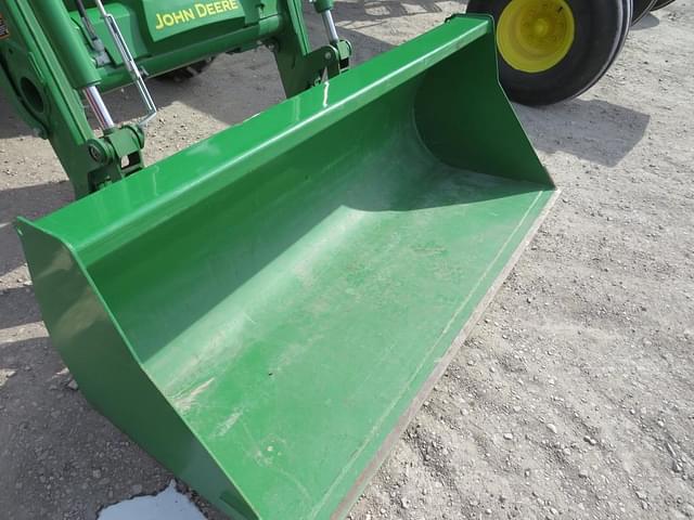 Image of John Deere 5075E equipment image 1