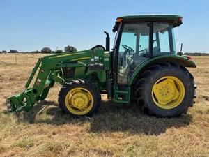 2021 John Deere 5075E Image