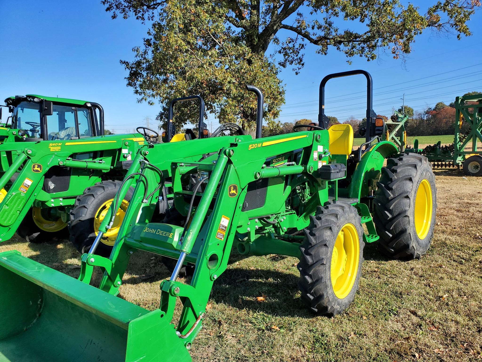 Main image John Deere 5075E