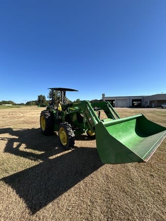 2021 John Deere 5075E Equipment Image0