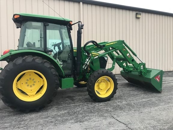 Main image John Deere 5075E