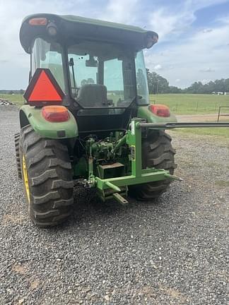 Image of John Deere 5075E equipment image 3