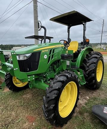 Image of John Deere 5075E equipment image 3