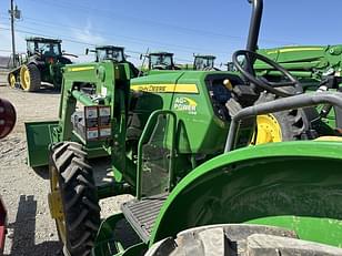 Main image John Deere 5075E 13