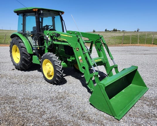 Main image John Deere 5075E