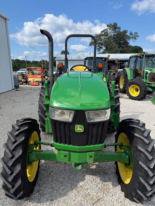 Image of John Deere 5075E equipment image 2