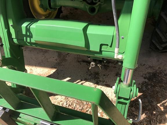 Image of John Deere 5075E equipment image 2