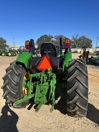 Image of John Deere 5075E Primary image