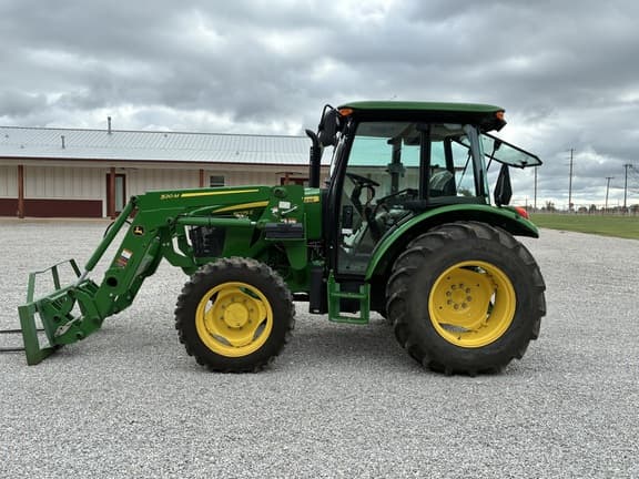 Image of John Deere 5075E equipment image 1