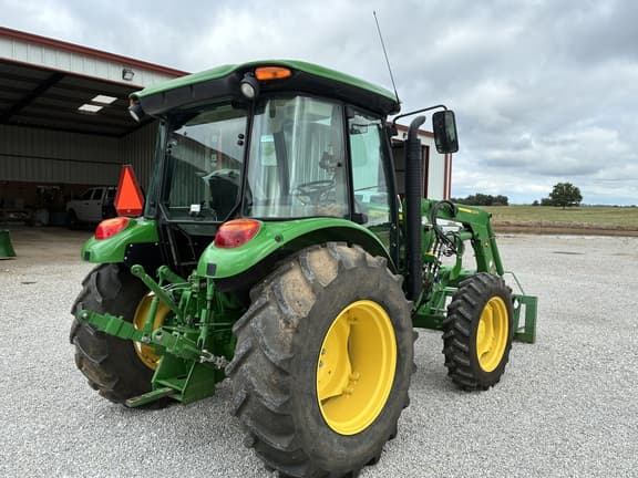 Image of John Deere 5075E equipment image 4