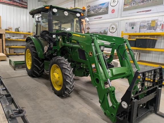Image of John Deere 5075E Primary image