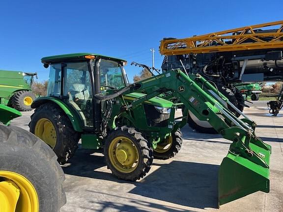 Image of John Deere 5075E equipment image 3