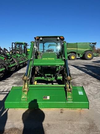 Image of John Deere 5075E equipment image 4