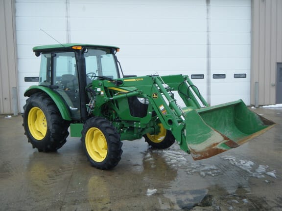 Main image John Deere 5075E