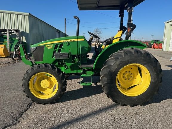 Main image John Deere 5075E