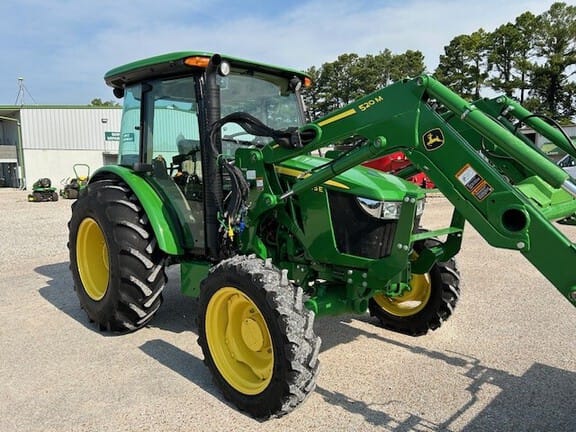 Main image John Deere 5075E