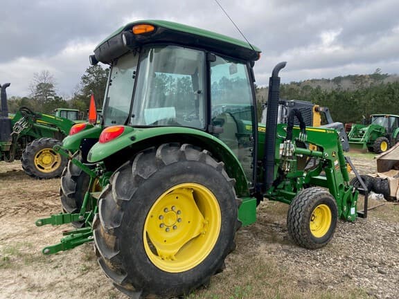 Image of John Deere 5075E equipment image 3