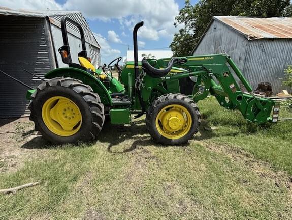 Image of John Deere 5075E equipment image 4
