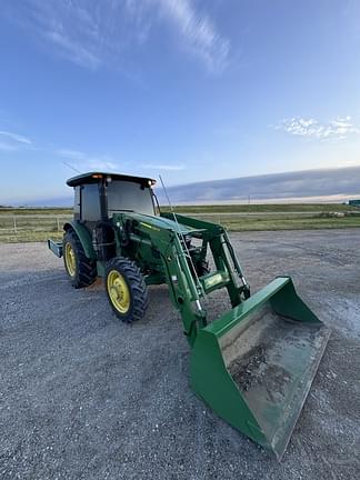 Image of John Deere 5075E equipment image 2