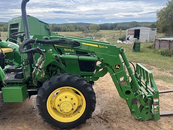 Image of John Deere 5075E equipment image 1