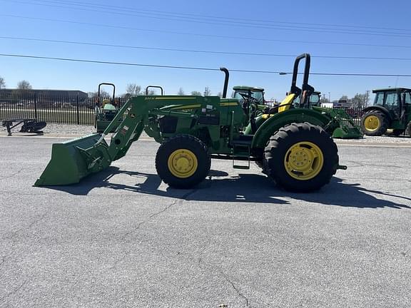 Image of John Deere 5075E equipment image 1