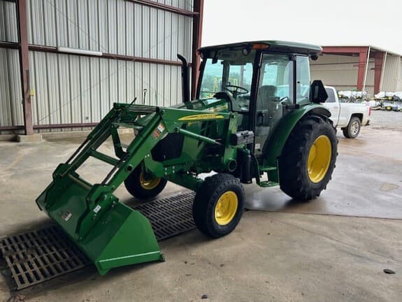 Image of John Deere 5075E equipment image 2