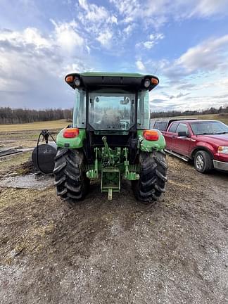 Image of John Deere 5075E equipment image 3
