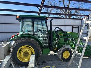 Main image John Deere 5075E