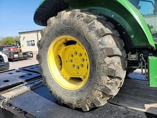 Main image John Deere 5075E 11