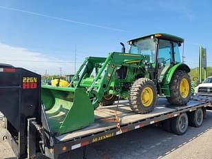 Main image John Deere 5075E 4