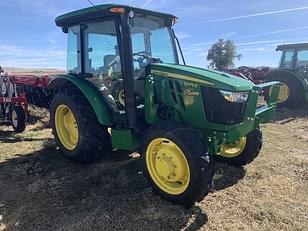 Main image John Deere 5075E 3