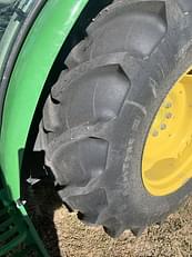 Main image John Deere 5075E 8