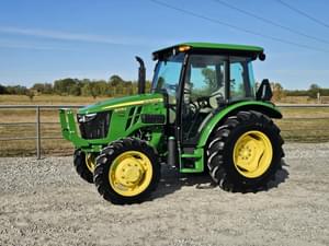 2021 John Deere 5075E Image