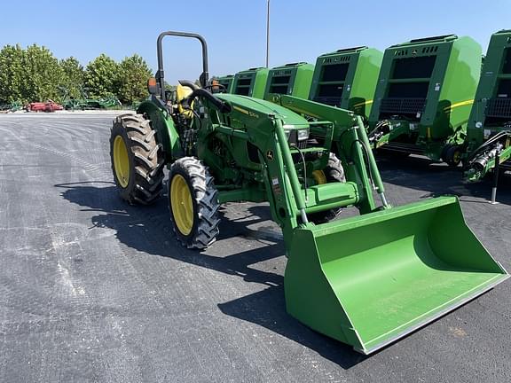 Image of John Deere 5075E equipment image 3