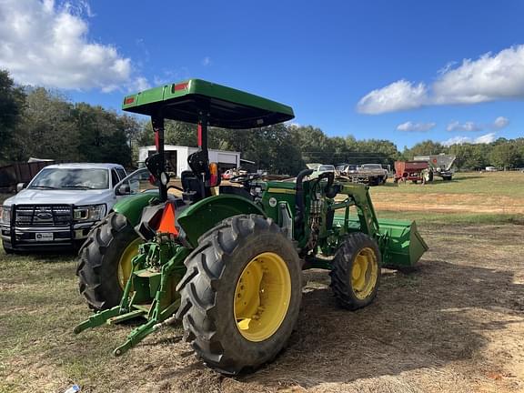 Image of John Deere 5075E equipment image 4