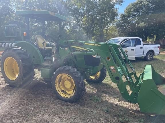 Image of John Deere 5075E equipment image 4