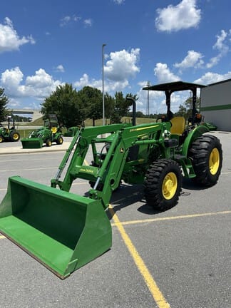 Main image John Deere 5075E