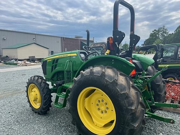 Image of John Deere 5075E equipment image 3