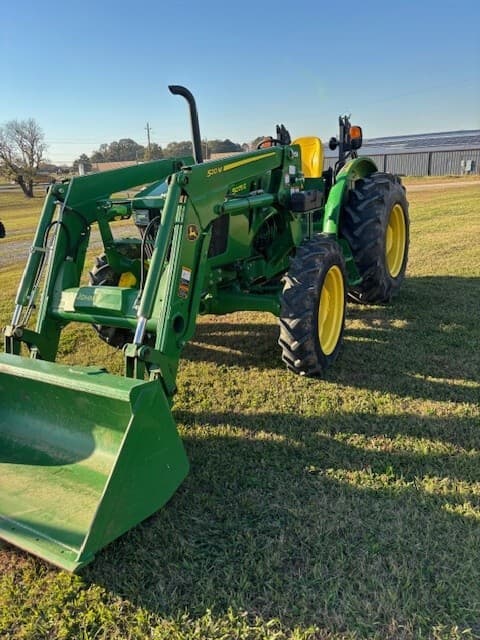 Image of John Deere 5075E Image 0