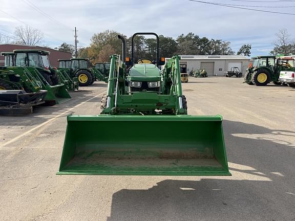 Image of John Deere 5075E equipment image 3