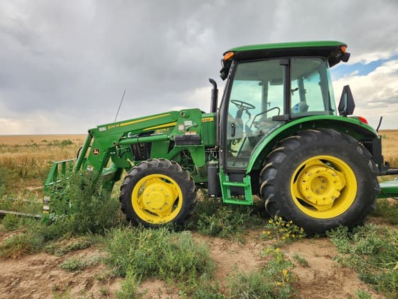 Image of John Deere 5075E equipment image 2