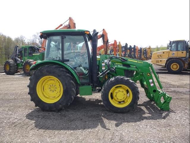 Image of John Deere 5075E equipment image 2