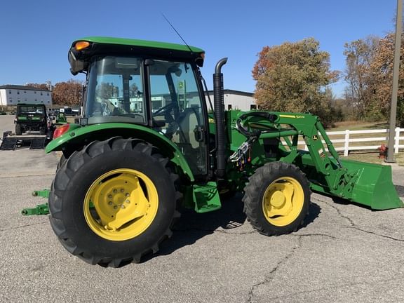 Main image John Deere 5075E