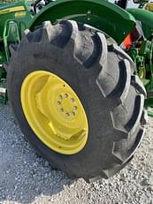 Main image John Deere 5075E 22