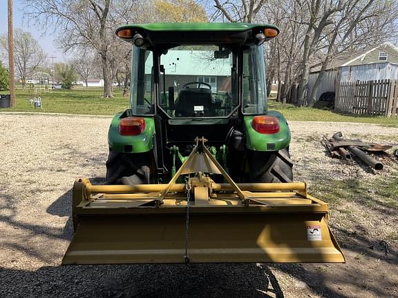 Image of John Deere 5075E equipment image 3