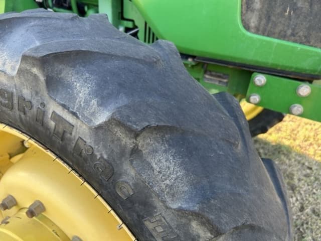Image of John Deere 5075E equipment image 1