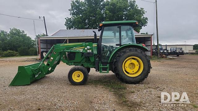 Image of John Deere 5075E equipment image 3