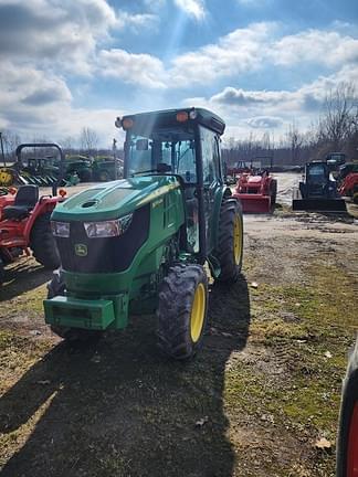 Image of John Deere 5075GN equipment image 1